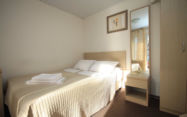 Yuzhny Bereg Guest House