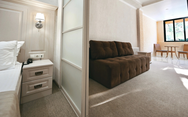 Karetnyij Dvorik Hotel