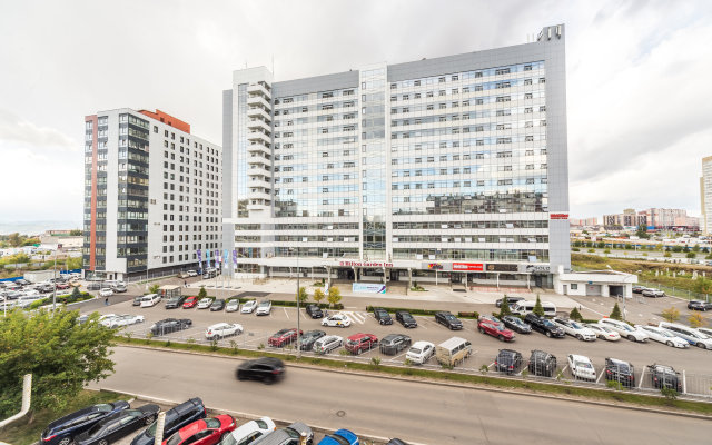 Naprotiv Otelya Hilton Apartments