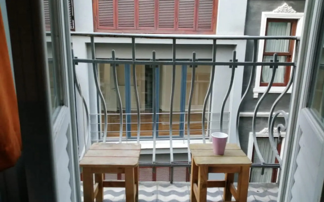 2 Bedroom Galata with Little Balcony Apartments
