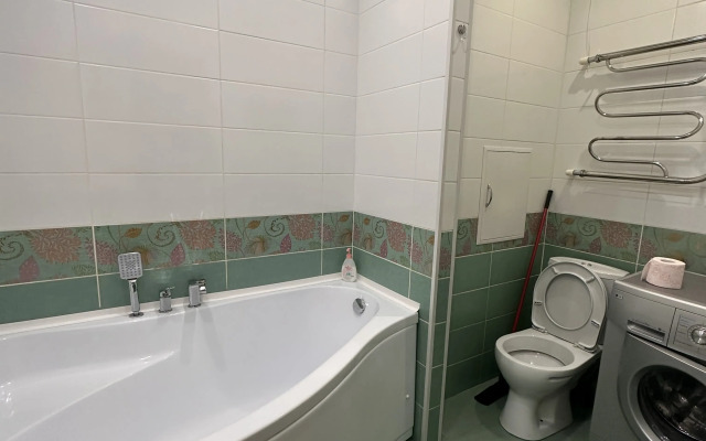Na Chekhova 17/2 Apartments