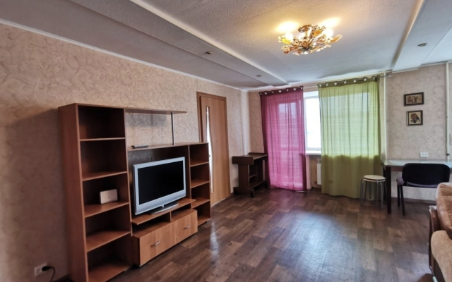 Na Internatsionalnom 11 Flat