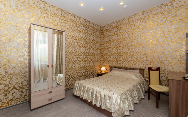 Отель Уралочка