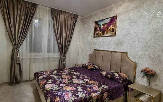 Na Ulitse Kuryzhova 13 (313) Flat