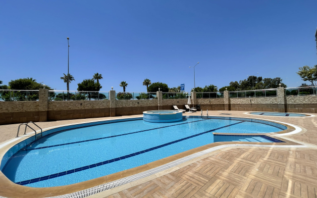 SA Apartments Sea View 1bd Flat
