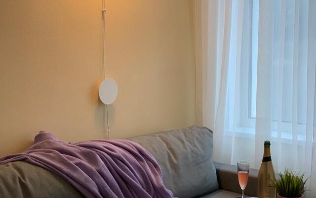 Malina Apartment 1 Komnatnaya Ryadom S Krokus Ekspo Flat