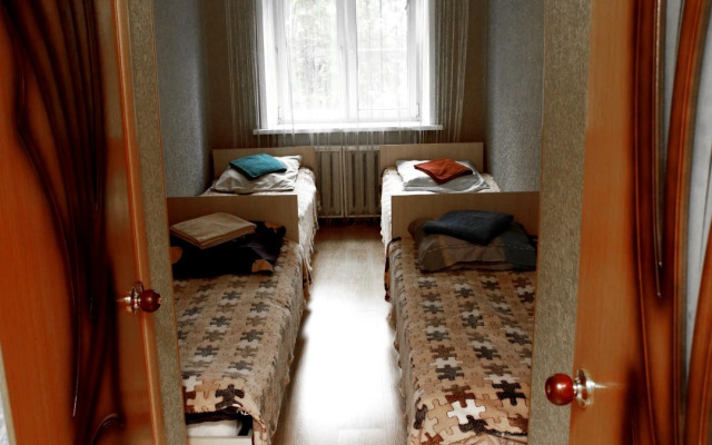 Апартаменты Трехкомнатные Привокзальная 3