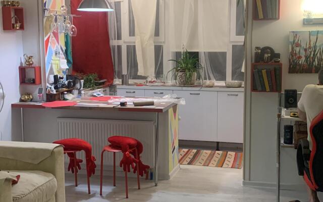 Na Ulitse Narodnogo Opolcheniya 9 Apartments