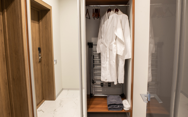 The White Residence Guest House