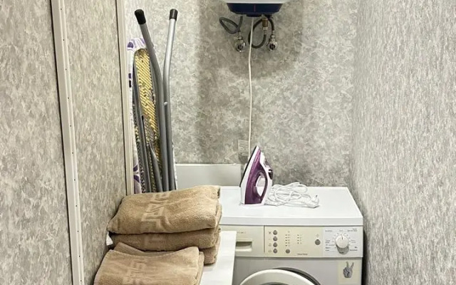 Квартира на Адоратского