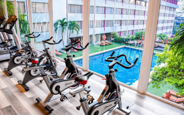 Отель Ambassador Bangkok Hotel