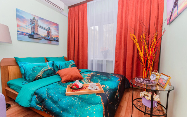 Квартира Прoсторнaя трехкомнатная