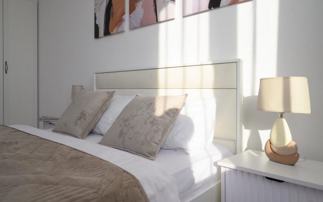 Квартира ApartHause с полным сервисом и авторским дизайном