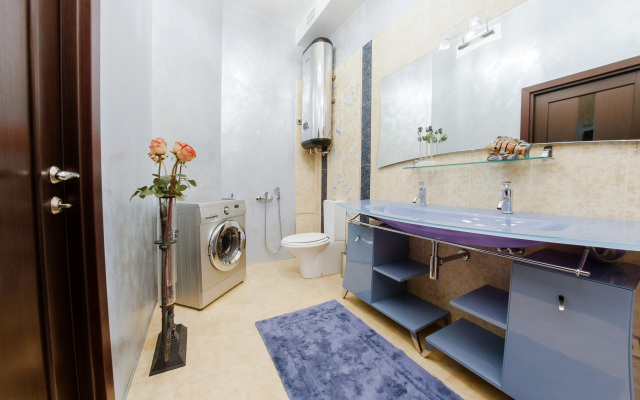 Hi-Tech Home Apartments 3