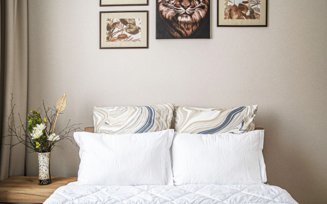 Апартаменты SunSet Чазова 2