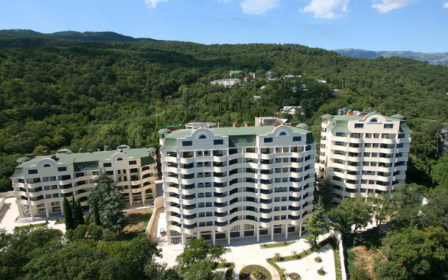 Oreanda Plaza Apartments