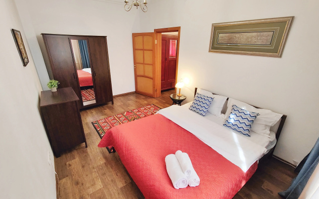 Квартира M.O.O.N Apartments  - Tole bi 45 Center