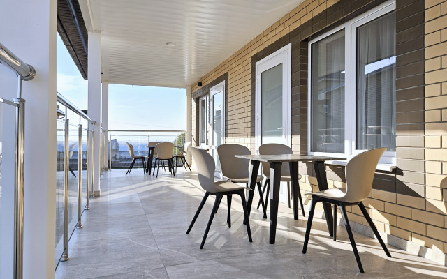 Leto Hotel