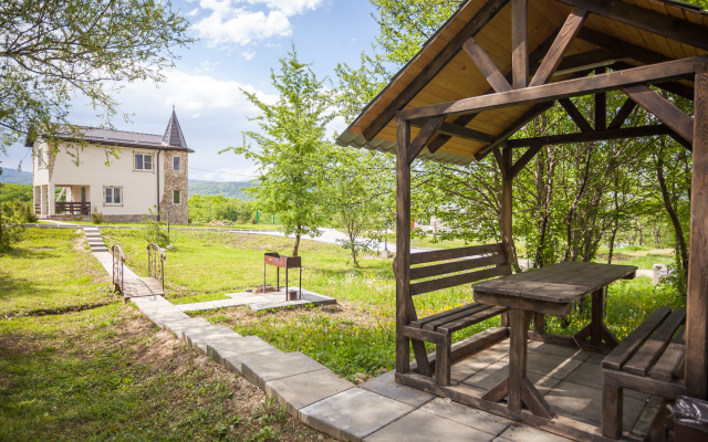 Gornaya Sloboda Hotel