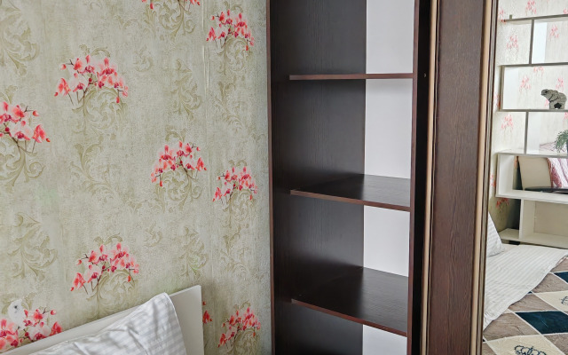 Uyutnaya Svetlaya Kvartira V Serdtse Mostovskogo Flat