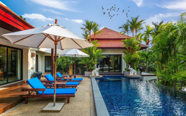 Togian Private Pool Naiharn Beach Villa