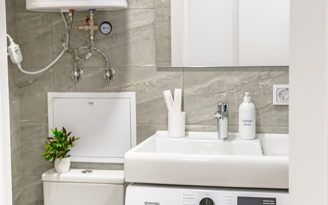 Апартаменты TopHouse на Океанском проспекте 102