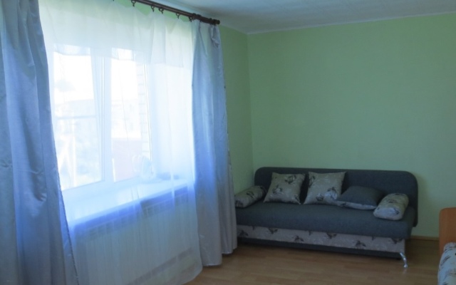 Na Kommunisticheskoy 63 Flat