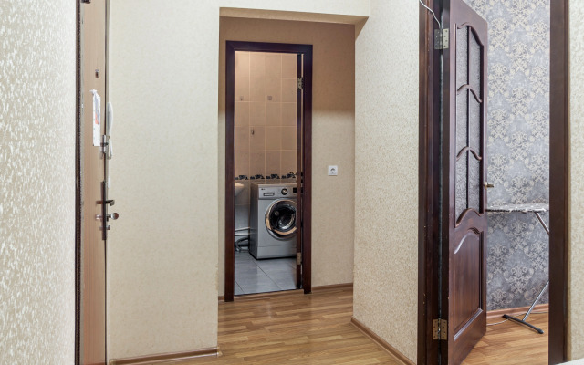 Na Zhukovskogo 18 Flat