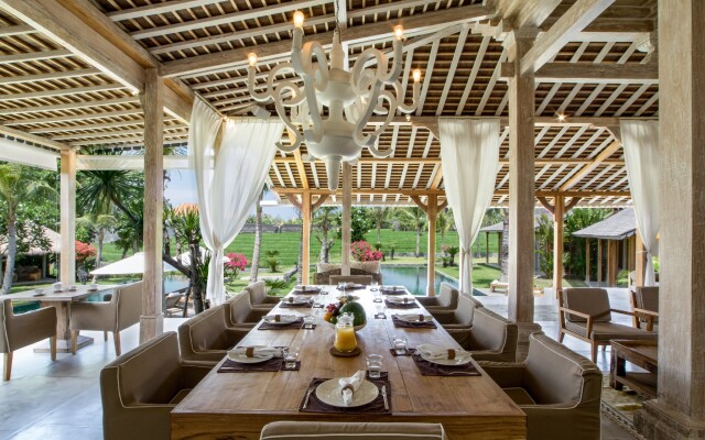 Mannao Estate Villa