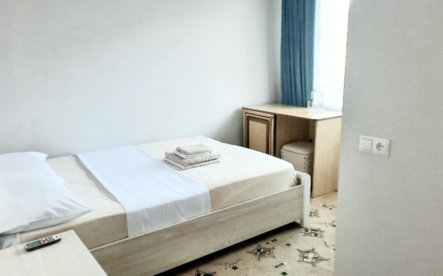 Semeyny Guest House