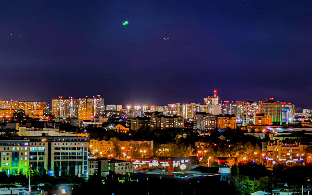 Апартаменты VIP студия с роскошной ванной у панорамного окна