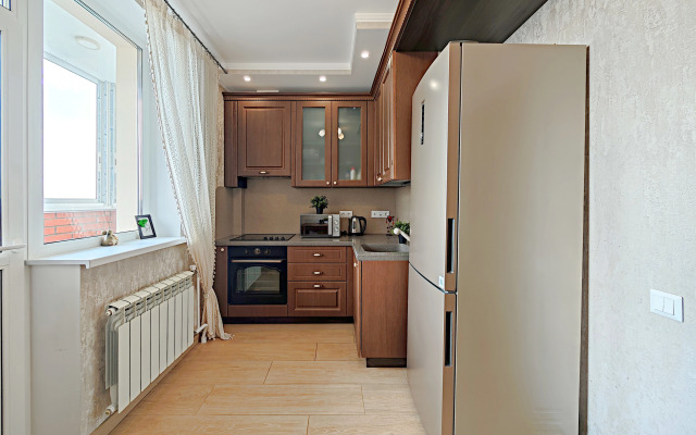 S Potryasayuschim Vidom Na Reku Volgu I Gory Flat