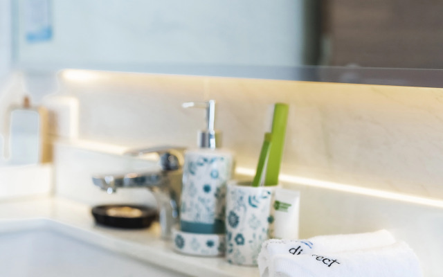 Beachfront 1501 2BR at Wyndham Naithon Phuket Apartments