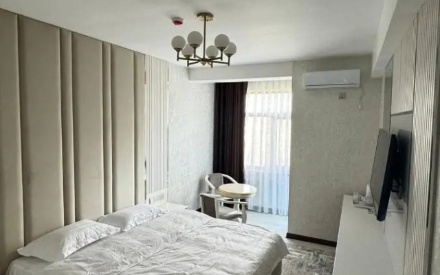 Hotel Aram