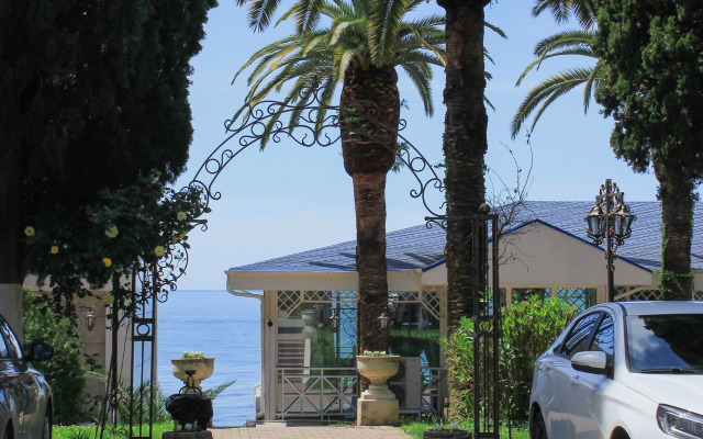 Imeni Chelyskintsev Hotel