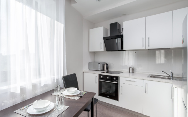 BestFlat24 White Bashnya Kit Apartments