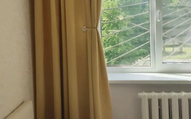 Studiya Yevro Flat