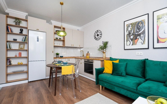 Na ulitse Chetaeva 43A Flat