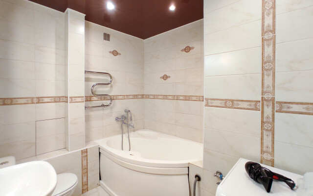 Mishel V Tsentre Set Yokhoum Apartments
