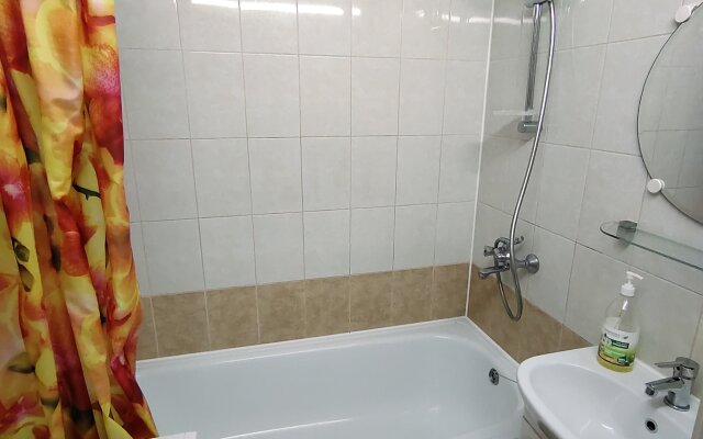 Two-room apartment on Olimpiyskaya 89 4th floor