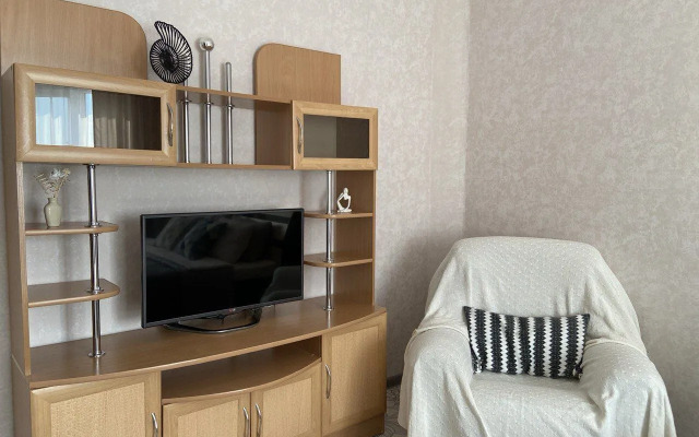 Svetlaya 2kh Komnatnaya Flat
