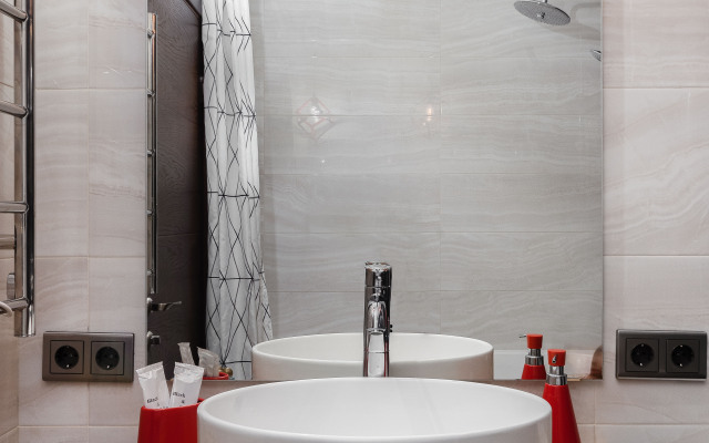 Апартаменты Lalapart Art Forest на 45 этаже небоскреба Савеловский Сити