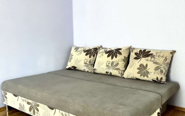 Posutochno Mendeleeva 108 Flat