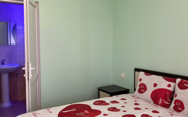 Lana Guest house