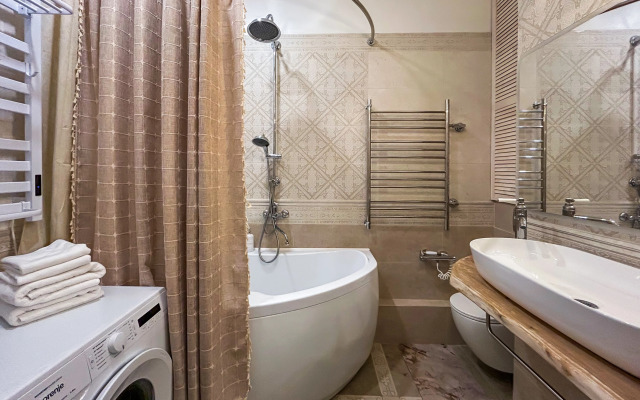 Dvukhetazhnaya Semeyny Uyut Flat