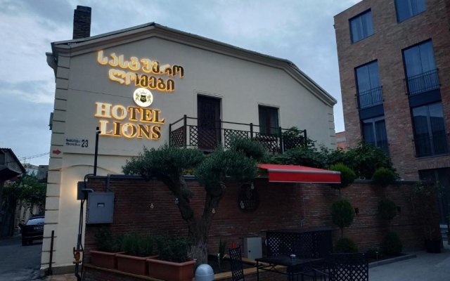 Lions Avlabari Hotel