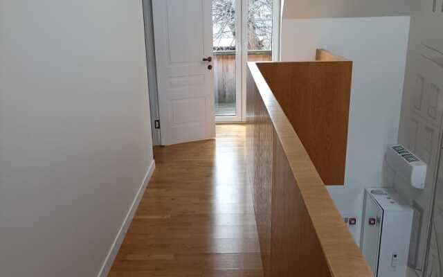 V Tsentre Zelenogradska Guest House