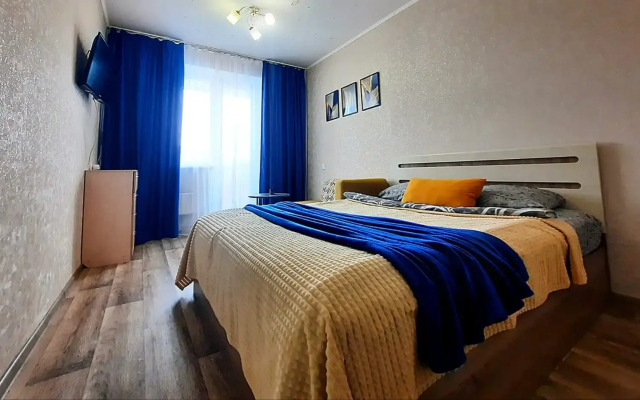 Odnokomnatnaya po Ulitse Oktyabryskaya Flat
