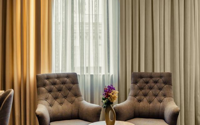 Metro City Hotel