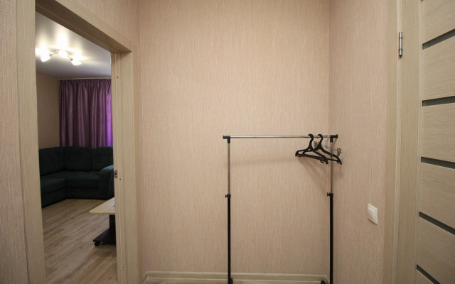 Uyutnaya studiya na Titova 255/2 Flat